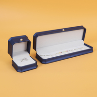 Boîte à bijoux en velours de luxe en stock d'usine SIFOO, emballage cadeau en cuir blanc pour bijoux, boîte à bagues et pendentifs