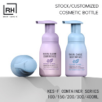 Bouteille en plastique jaune et blanche vide de 5 oz, 100 ml, 200 ml avec pompe à mousse pour savon, mousse capillaire, désinfectant pour les mains, nettoyant visage, personnalisable avec logo