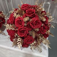IFG Factory Direct, boules de fleurs artificielles en soie rouge et or, romantiques, faites à la main, 35 cm, pour mariage, nouvel an chinois, Noël
