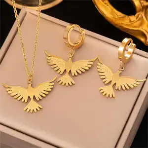 Vente en gros Hifive Ensemble de colliers et boucles d'oreilles de luxe Ensemble de bijoux tendance en acier inoxydable or 18 carats Phénix Accessoires pour femmes