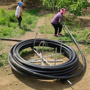 16mm 20mm Tuyau Enroulé Agricole Noir Rouleau En Plastique Eau Noir 100m Par Poly Tuyau Hdpe Tuyau D'irrigation - Product Image 6