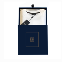 Nouvelle conception de boîte en carton recyclable personnalisée pour l'emballage de t-shirts et de vêtements en fourrure avec gaufrage, laminage mat et logo