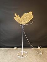 Centro de Mesa LED de 40 cm con Forma de Mariposa para Bodas, Decoración Colgante con Alimentación CA, Marco de Hierro con Clasificación IP44 para Eventos en Pasillos