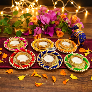 Ensemble de 6 bougeoirs en laiton faits à la main pour Diwali, design traditionnel rond avec base perlée, décoration intérieure pour salon - Product Image 5