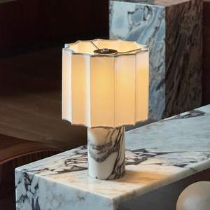 <span class=keywords><strong>Lampada</strong></span> da Tavolo Nordica Moderna per Camera da Letto e Soggiorno, Bul Gari in Marmo e Tessuto, LED di Alta Qualità, Nuova, Unica, Stabile e Artistica, <span class=keywords><strong>Lampada</strong></span> da Tavolo Valli - Product Image 3