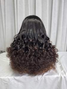 <span class=keywords><strong>Piano</strong></span> # Perruques bouclées rebondissantes sans colle en cheveux humains 4/27 Super Double Drawn, avec fermeture en dentelle HD 5x5 - Product Image 6