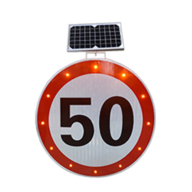 ODM LED Display Board Manufacturer Solar Battery Variable Traffic LED Message Sign Trailer