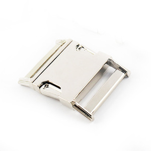 Hebilla de Liberación Lateral de 38 mm, Aleación de Zinc Plateada, Accesorio Duradero para Bolsos - Product Image 5