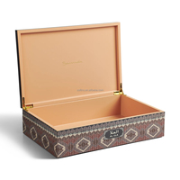 Laque piano brillante de haute qualité personnalisée boîte d'emballage cadeau de chocolat arabe de luxe boîte de dates en bois