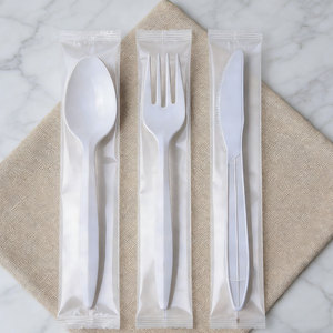 <span class=keywords><strong>Juego</strong></span> de Cubiertos Desechables Biodegradables de Plástico PP/PET/PS/PLA con Cuchara, <span class=keywords><strong>Tenedor</strong></span>, <span class=keywords><strong>Cuchillo</strong></span> <span class=keywords><strong>y</strong></span> Servilleta, Envasados Individualmente - Product Image 1