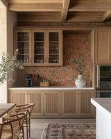 Vermonhouzz Armoires de cuisine modernes en bois massif de style farmhouse avec étagères ouvertes et quincaillerie noire pour l'hôtellerie