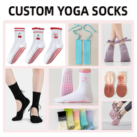 Chaussettes de yoga et de Pilates en coton doux de haute qualité avec broderie personnalisée pour filles, chaussettes antidérapantes pour le sport