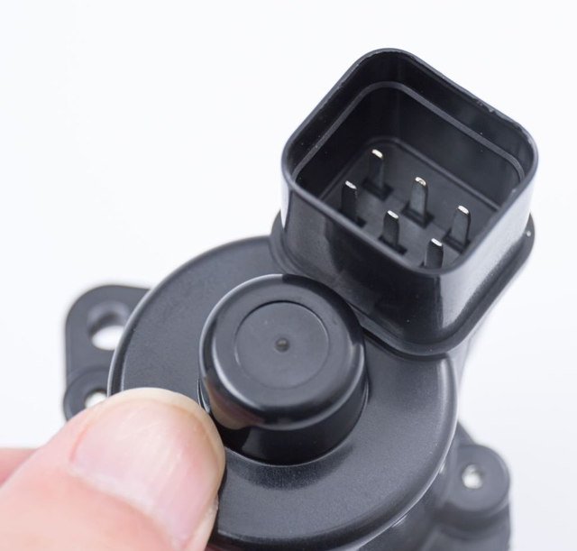 MD614431 MD614436 MD628053 2H1086 MD614381 3510435300 3510435305 E9T15271A E9T15296C Idle Air Control Valve for Dodge Mitsubishi