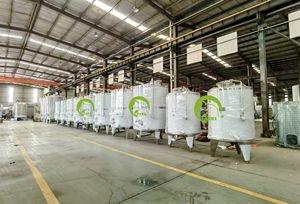 Réservoir de stockage d'alcool en acier inoxydable 20000L Réservoir de mélange de stockage d'éthanol 50000L Réservoir de stockage isolé - Product Image 2