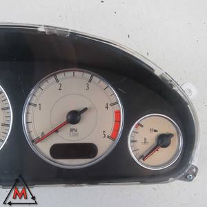 Compteur d'instruments Chrysler Voyager Mk4 d'occasion 2001-2007 P05082826AH (80177) - Product Image 5