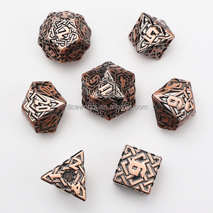 Vente en gros de dés polyédriques en alliage de zinc pour donjons et dragons jeux de société 7 pièces avec emballage en métal - Product Image 5