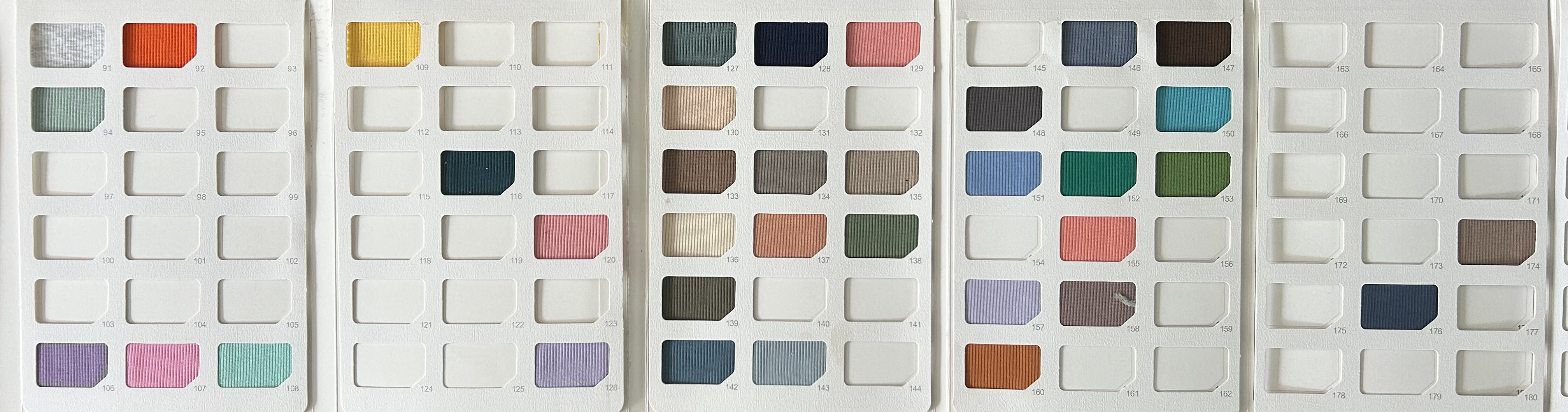 Carta de colores (pantalones)