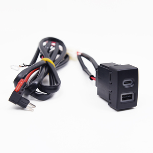 Adapté aux modèles <span class=keywords><strong>Mazda</strong></span> 6/2/<span class=keywords><strong>3</strong></span>/5 de 2004 à 2015, interface de charge rapide USB de type C pour téléphone portable en voiture. - Product Image 2