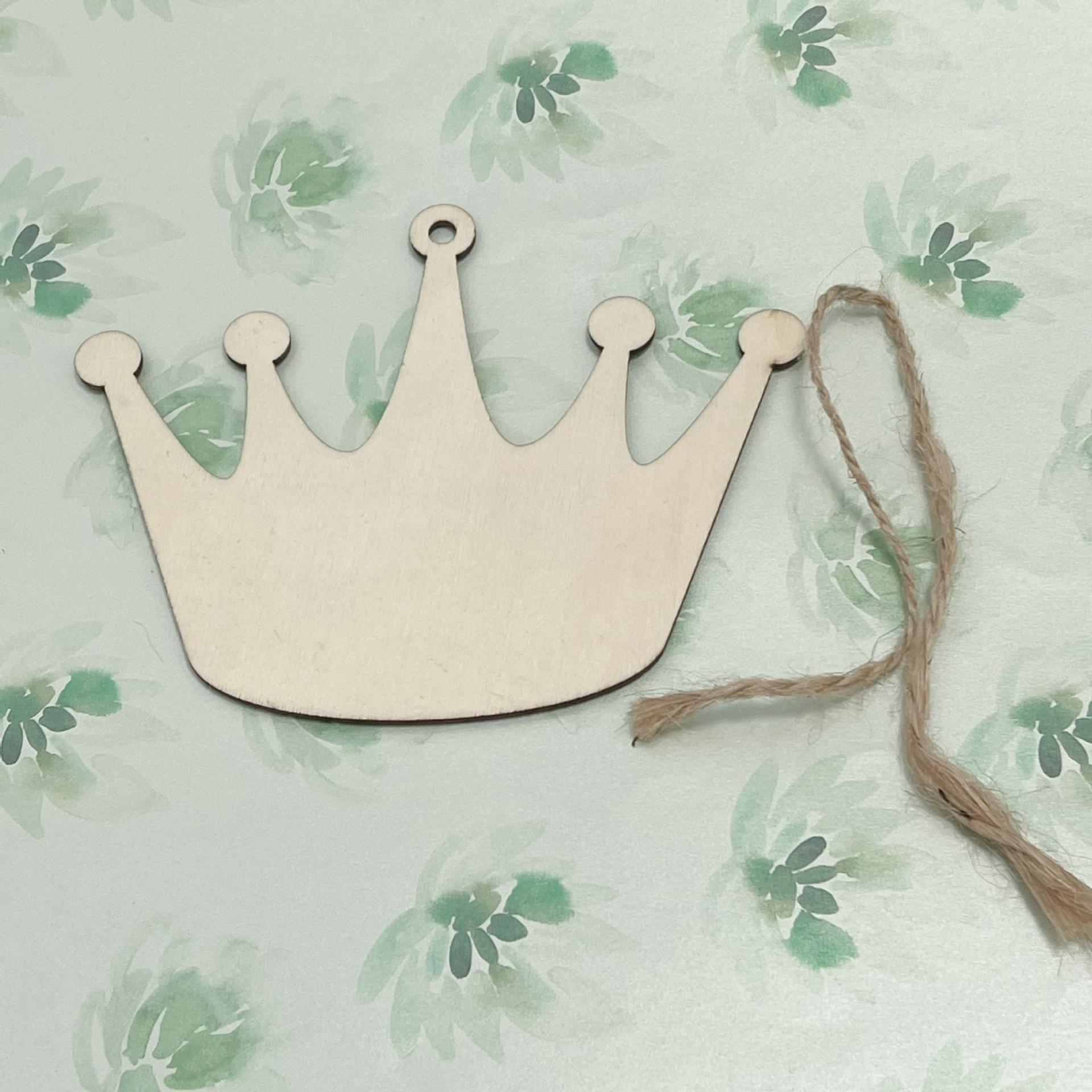 6.มงกุฎ (ประมาณ12.7*10ซม.) 6.2กรัม