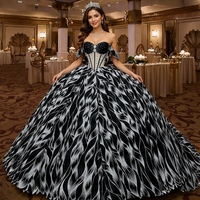 Mexique moderne hors épaule robe de Quinceanera pour les femmes noir blanc robe de bal dentelle broderie Appliques perles en mousseline de soie naturelle