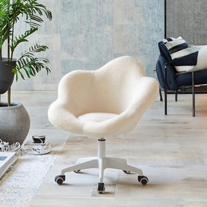 Chaise <span class=keywords><strong>de</strong></span> <span class=keywords><strong>bureau</strong></span> élévatrice pivotante <span class=keywords><strong>de</strong></span> maquillage crème contemporaine avec <span class=keywords><strong>design</strong></span> d'ongle à dos pétale pour commode <span class=keywords><strong>de</strong></span> chambre à coucher ou <span class=keywords><strong>tabouret</strong></span> <span class=keywords><strong>de</strong></span> maquillage pour filles - Product Image 2