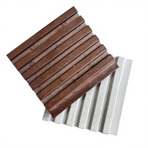 ألواح تزيين خارجية حديثة من مركب الخشب والبلاستيك (WPC) بسمك 18 مم، مصقولة ومضادة للانزلاق، بنظام تعشيق مزدوج، مقاومة للماء، بألوان البلوط والساج والصنوبر والقيقب، مناسبة للاستخدام الخارجي والمستشفيات - Product Image 1