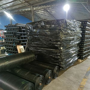 Film <span class=keywords><strong>de</strong></span> <span class=keywords><strong>paillage</strong></span> anti-mauvaises herbes en PP tissé sur mesure, en rouleau, pour fournitures <span class=keywords><strong>de</strong></span> jardinage - Product Image 6