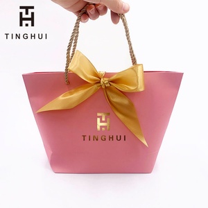 Bolsas de Regalo de Cartón para Ropa de Lujo, Bolsas de Papel Negras con Logotipo Personalizado, Bolsas de Papel para Compras - Product Image 3