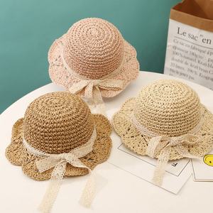 Chapeau de soleil en paille de papier pliable pour enfants, filles, tout-petits, bébés, plage, voyage, avec ruban en dentelle et nœud - Product Image 4