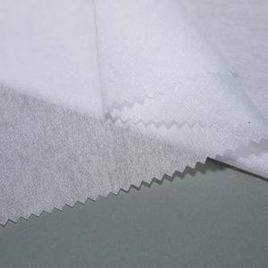 Tissu non tissé 100 % polyester micro-piquage thermocollant 7025F <span class=keywords><strong>pour</strong></span> chemises - Product Image 2
