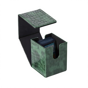 Étui de luxe en cuir PU vert avec motif Kirin en relief et ouverture papillon pour rangement de plus de 100 cartes de collection - Product Image 1
