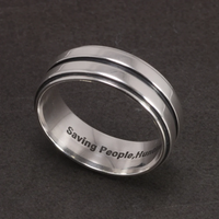 Bague Dean Winchester authentique en argent 925, gravure d'aphorisme de Supernatural : Sauver les gens, chasser les monstres, le travail de la famille.