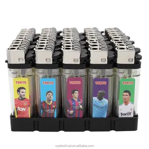 Warna-warni rokok gas merokok plastik sekali pakai flint spark sepak bola kustom Lighter