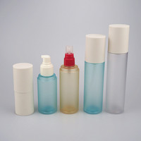 Bouteille en plastique de cylindre de 80ml 100ml 120ml 150ml avec la presse au-dessus du chapeau