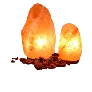 Lampe de sel de l'Himalaya de qualité supérieure, lampe de sel miniature naturelle de l'Himalaya avec base en bois pour la décoration de la pièce, sculptée à la main - Product Image 1