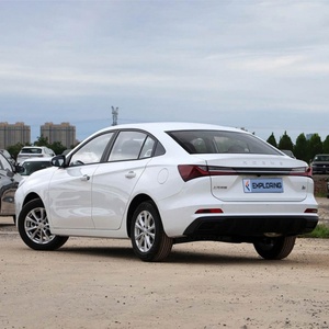 Roewe I5 2026 1.5L MT Berline Essence 5 Places Conduite à Gauche Voiture Compacte Économique Transmission Manuelle Véhicule à Essence - Product Image 6