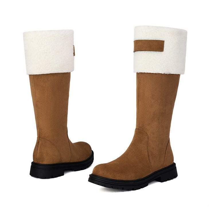 สีน้ำตาล