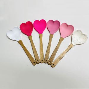 하이 퀄리티 내열 주방 액세서리 주방 베이킹 도구 주걱 스푼 실리콘 하트 스푼 - Product Image 5