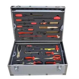 مجموعة أدوات متعددة عالية الجودة من 40 قطعة يمكن تصميم مجموعة الأدوات حسب الطلب