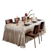 Nappe de banquet et jupe de table en polyester haut de gamme personnalisées, style luxe léger, avec housse rectangulaire en satin pour événements hôteliers