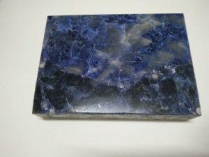 Dalles et comptoirs semi-précieux en pierre naturelle Sodalite et Jaspe bleu poli de luxe GOLDTOP pour projets hôteliers et de villas - Product Image 6
