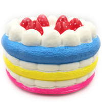 Direct usine, Squishy Gâteau Fraise Très Grand à Rebond Lent en Matériau PU à Trois Couches, Exclusivité Transfrontalière