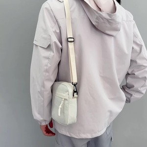 Borsa a Tracolla <span class=keywords><strong>Monospalla</strong></span> Personalizzata per <span class=keywords><strong>Uomo</strong></span>, MOQ 300, Leggera Custodia per Cellulare, Design Mini Quadrato in Tinta Unita per il Tempo Libero - Product Image 6