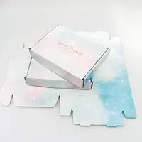Cajas de embalaje de ropa de calcetines de papel corrugado de lujo respetuosas con el medio ambiente con logotipo personalizado tipo de carpeta en relieve para almacenamiento de relojes de té