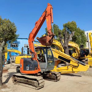 Mini-excavatrice Hitachi ZX75 d'occasion, modèle 2021, poids opérationnel de 7,5 tonnes, capacité de la benne de 0,66 m3, moteur Isuzu, composants principaux - Product Image 3
