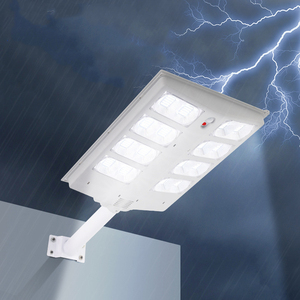 Prix d'usine bon marché a mené le réverbère solaire a mené le réverbère solaire 400W lumière extérieure rapidement délai de livraison - Product Image 4