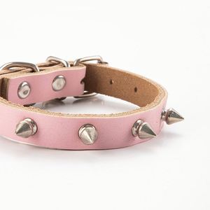 Collar para Perro con Púas y Tachuelas, Correa de Cuero PU Resistente, Anti-Mordidas, Estilo Punk, Ajustable para Perros Pequeños, Gatos y Cachorros - Product Image 3