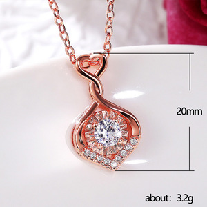 Collana Minimalista con Ciondolo a Cuore per Donne, Catena con Charm d'Amore, Gioiello alla Moda per Uso Quotidiano, Regalo - Product Image 5