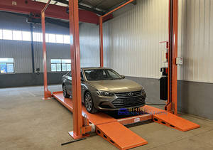Système de stationnement vertical à quatre poteaux hydrauliques à triple empilage, capacité de charge de 2500 kg, modèle de parking pour voitures - Product Image 2