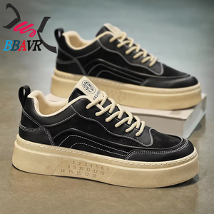 Zapatillas de running para hombre, modernas, cómodas, de suela blanda, con diseño de nicho personalizado, transpirables, de estilo urbano y punta redonda. - Product Image 4